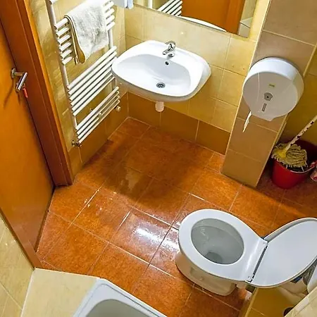 Lima Vandrerhjem *