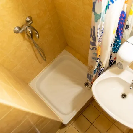 Lima Vandrarhem Győr