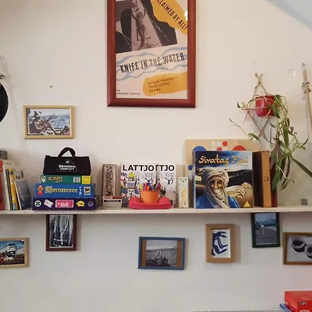 بيت شباب Lima غيور